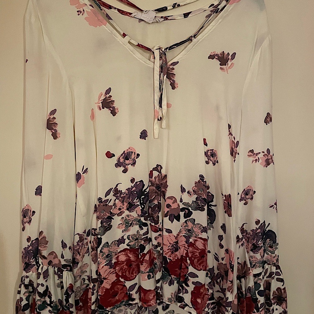 Love Rich Ivory Floral Top